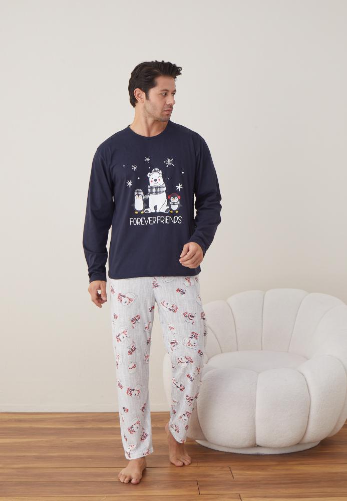 Pijama barbati Craciun "FOREVER FRIENDS " maneca lunga ,pantaloni lungi,Culoare Bleumarin ,Engros